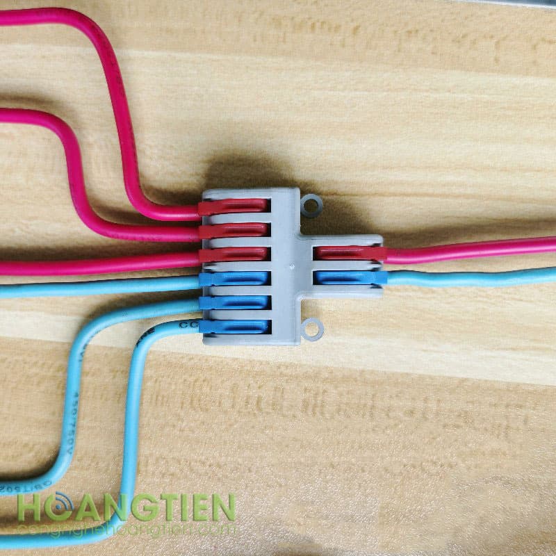 Cút nối chia dây điện 2 cực 1 ra 3 SPL-62